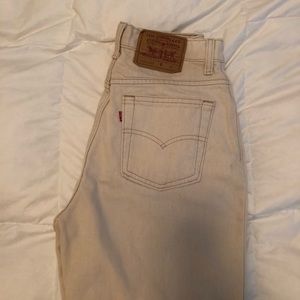 Vintage Levi’s Mom Jeans